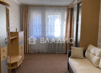 Продам 1-ком. квартиру, 42 м2, Санкт-Петербург, проспект Наставников, 17, метро Ладожская