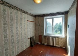 Продаю трехкомнатную квартиру, 52.9 м2, Тихвин, 3-й микрорайон, 24