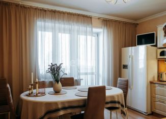 Продаю 3-комнатную квартиру, 93.3 м2, Тюмень, улица Максима Горького, 83