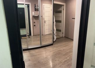 Сдача в аренду 2-ком. квартиры, 54.1 м2, Новороссийск, Суворовская улица