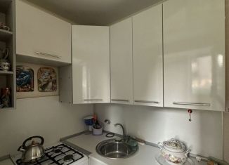 Сдаю 2-ком. квартиру, 46 м2, Республика Башкортостан, проспект Октября, 61