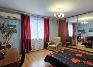 Продажа двухкомнатной квартиры, 50 м2, Калининград, улица Энгельса, 1