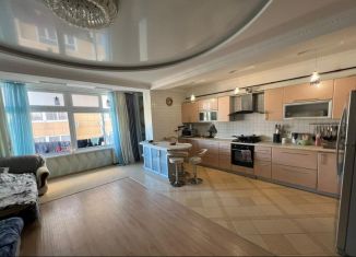 Продажа 3-ком. квартиры, 75 м2, село Орёл-Изумруд, Банановая улица, 13/10