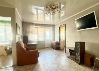 Продам 2-ком. квартиру, 44.7 м2, Миасс, улица 8 Марта, 104