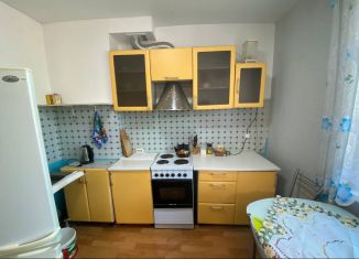 Сдача в аренду 1-комнатной квартиры, 40 м2, Коми, улица 65-летия Победы, 10