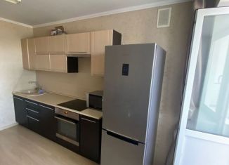 Сдам в аренду 1-комнатную квартиру, 40.1 м2, Республика Башкортостан, улица Габдуллы Амантая, 1