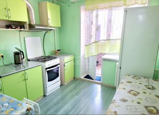 Сдам в аренду двухкомнатную квартиру, 50.1 м2, Республика Башкортостан, улица Караная Муратова, 2