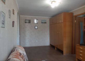 Продам двухкомнатную квартиру, 43 м2, Новочеркасск, улица Фрунзе, 55к8