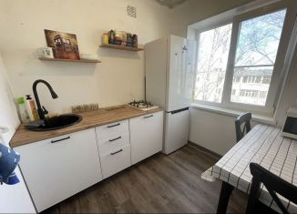 Продаю двухкомнатную квартиру, 44 м2, Сыктывкар, Карьерная улица, 3