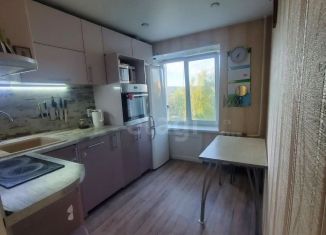 Продажа двухкомнатной квартиры, 50 м2, Златоуст, проспект Мира, 24