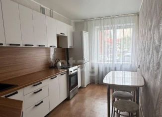 Продаю 3-комнатную квартиру, 73.6 м2, Стерлитамак, Коммунистическая улица, 68