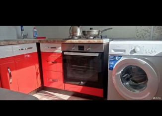 Сдаю двухкомнатную квартиру, 45 м2, Чита, Амурская улица, 2