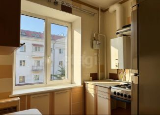 Сдается двухкомнатная квартира, 53.3 м2, Петрозаводск, проспект Александра Невского, 1