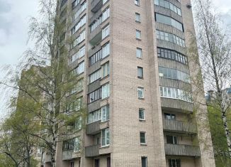 Продается однокомнатная квартира, 37 м2, Санкт-Петербург, улица Дыбенко, 34к2, метро Ладожская