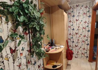 Продаю 3-комнатную квартиру, 55 м2, Серов, улица Луначарского, 113