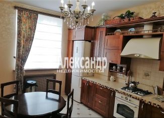 Сдается в аренду 2-ком. квартира, 82 м2, Сестрорецк, улица Всеволода Боброва, 21