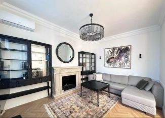 Трехкомнатная квартира на продажу, 80 м2, Москва, Садовая-Триумфальная улица, 16с1, Тверской район