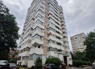Трехкомнатная квартира на продажу, 90 м2, Ессентуки, Вокзальная улица, 33А