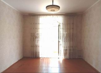 Продается 2-комнатная квартира, 46 м2, Челябинская область, улица Румянцева, 21А