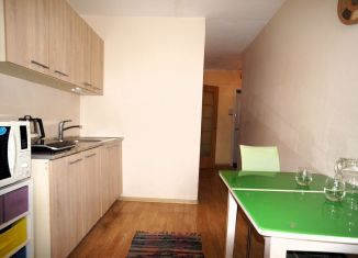 Продается двухкомнатная квартира, 47 м2, Челябинская область, улица Крупской, 44