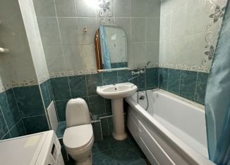 Сдача в аренду 1-комнатной квартиры, 42 м2, Йошкар-Ола, улица Петрова, 28, микрорайон Мирный