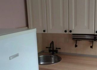 Сдается в аренду 1-комнатная квартира, 31 м2, Москва, Ярцевская улица, 9, ЗАО