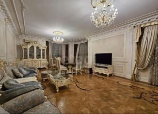 Продам четырехкомнатную квартиру, 216 м2, Москва, метро Минская, Давыдковская улица, 3