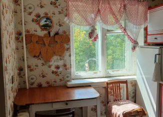 Продаю 2-ком. квартиру, 40.5 м2, Златоуст, посёлок Айский, 1