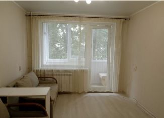 Сдаю 1-комнатную квартиру, 37 м2, Калининград, улица 9 Апреля, 48