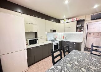 2-комнатная квартира на продажу, 58.5 м2, Татарстан, улица 65 лет Победы, 13