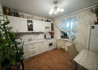 Продаю двухкомнатную квартиру, 65.7 м2, Тюмень, улица Избышева, 6, ЖК Нефтяник