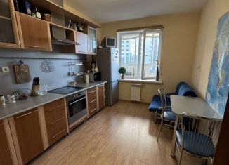 Продается 1-ком. квартира, 47.7 м2, Екатеринбург, Ясная улица, 33, Ленинский район