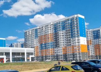 Продам 3-ком. квартиру, 82 м2, Ростов-на-Дону, улица Дмитрия Петрова, 13