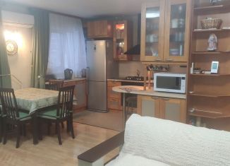 Трехкомнатная квартира на продажу, 73.7 м2, Екатеринбург, Инженерная улица, 73