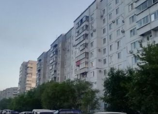 Продаю 3-ком. квартиру, 74 м2, Благовещенск, улица Калинина, 148