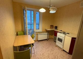 Сдается в аренду 1-комнатная квартира, 35 м2, Республика Башкортостан, улица Просвещения, 5