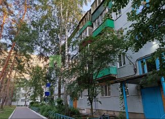 Продажа трехкомнатной квартиры, 58.5 м2, Сызрань, проспект Королёва, 12