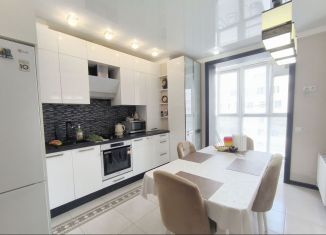 2-ком. квартира в аренду, 60 м2, Калининград, Рассветный переулок, 3