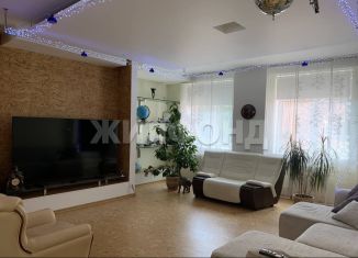 Продается трехкомнатная квартира, 132.3 м2, рабочий посёлок Краснообск, рабочий посёлок Краснообск, 224