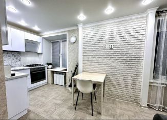 2-ком. квартира на продажу, 40.6 м2, Зеленодольск, Большая Заводская улица, 75