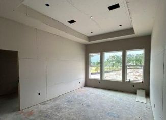 Продается 2-комнатная квартира, 76.4 м2, Чечня, улица Гагарина, 3