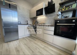 Продаю 2-комнатную квартиру, 85 м2, Екатеринбург, Машинная улица, 1Бк2, Ленинский район