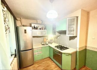 Продам 3-ком. квартиру, 49 м2, Ижевск, Авангардная улица, 12