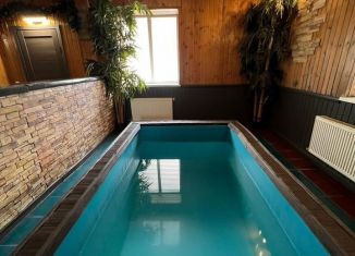 Сдам в аренду дом, 261 м2, Воронеж, улица Братьев Мариных