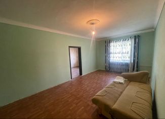 Трехкомнатная квартира на продажу, 79.1 м2, Салават, улица Горького, 26