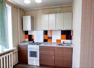 4-ком. квартира на продажу, 71.6 м2, Березники, улица Суворова, 56