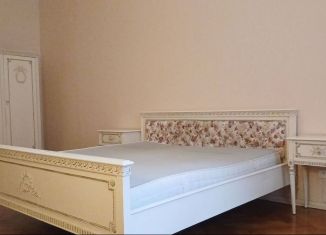 Сдаю 2-ком. квартиру, 68 м2, Санкт-Петербург, Фурштатская улица, 9