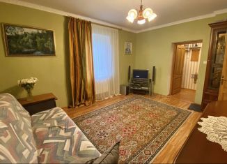 Продажа 2-комнатной квартиры, 44.4 м2, Калининград, улица Белинского, 12