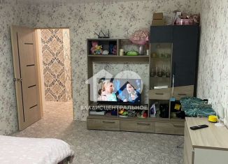 Продам 1-комнатную квартиру, 48.9 м2, Новосибирск, Рябиновая улица, 10, метро Золотая Нива