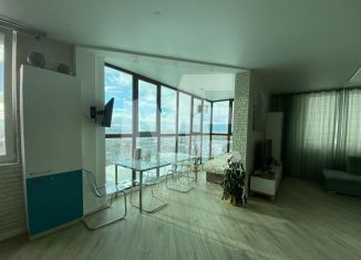 Трехкомнатная квартира на продажу, 111.5 м2, Калининград, улица Горького, 96